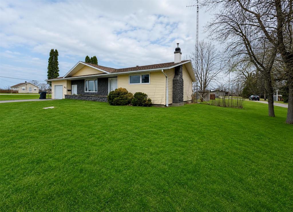 10 Centre Street, Melita, Manitoba  R0M 1L0 - Photo 30 - 202530024