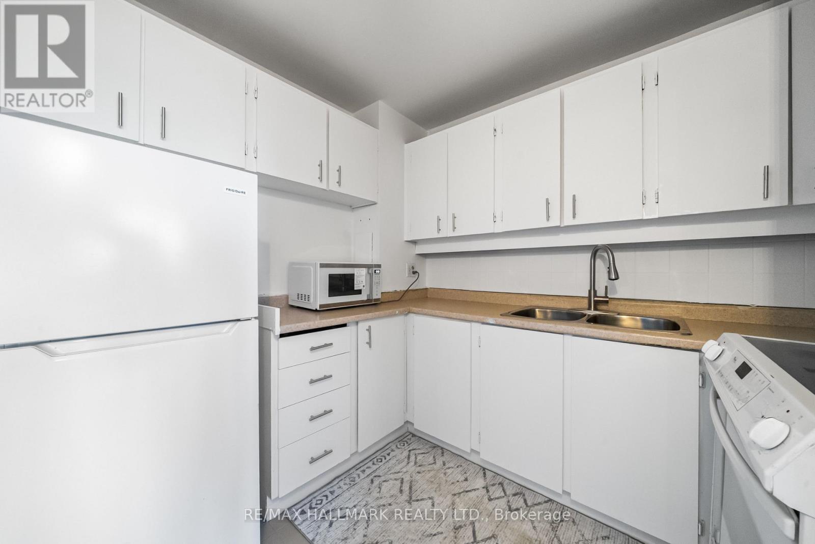304 - 725 Don Mills Road, Toronto, Ontario  M3C 1S6 - Photo 11 - C13489990