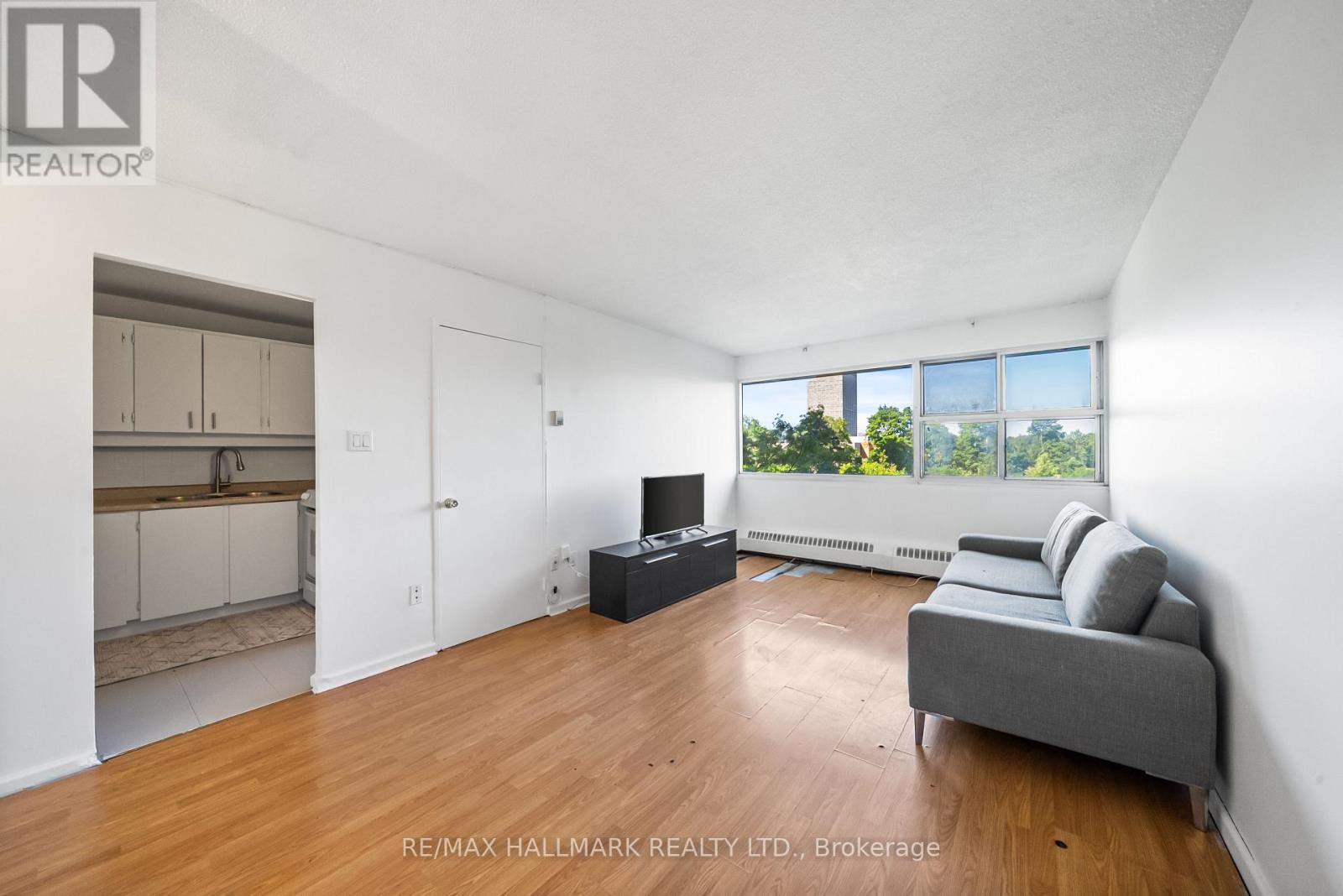 304 - 725 Don Mills Road, Toronto, Ontario  M3C 1S6 - Photo 4 - C13489990