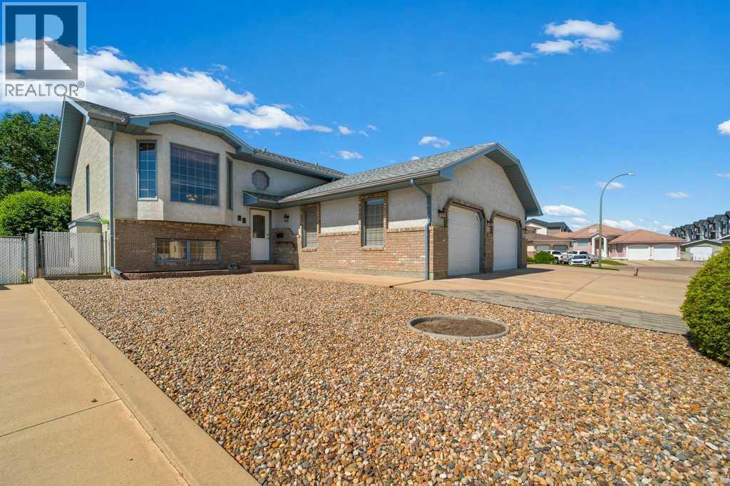 48 Park Meadows Court Se, Medicine Hat, Alberta  T1B 4C3 - Photo 30 - A2323896