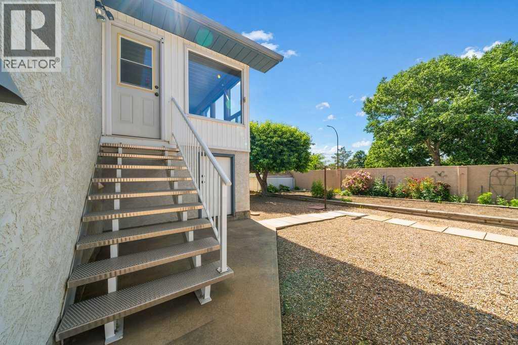 48 Park Meadows Court Se, Medicine Hat, Alberta  T1B 4C3 - Photo 31 - A2323896