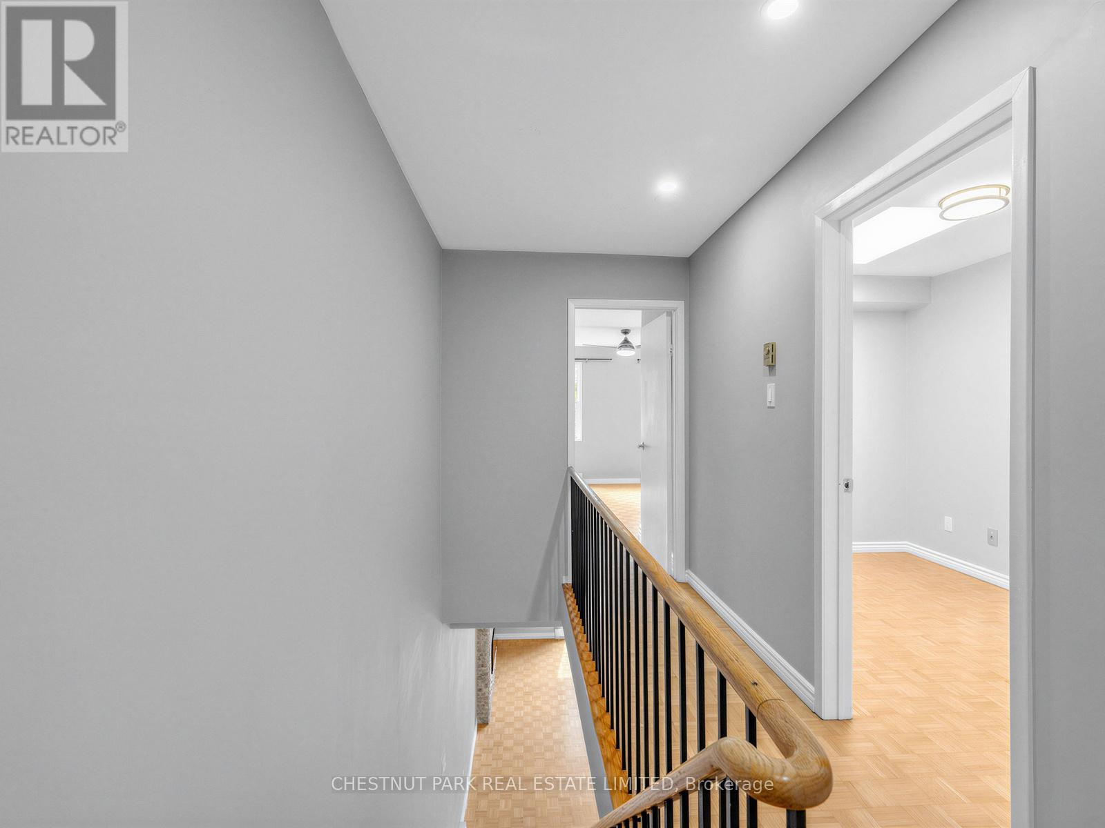 3 - 880 Broadview Avenue, Toronto (Playter Estates-Danforth), Ontario  M4K 2R1 - Photo 12 - E13490116