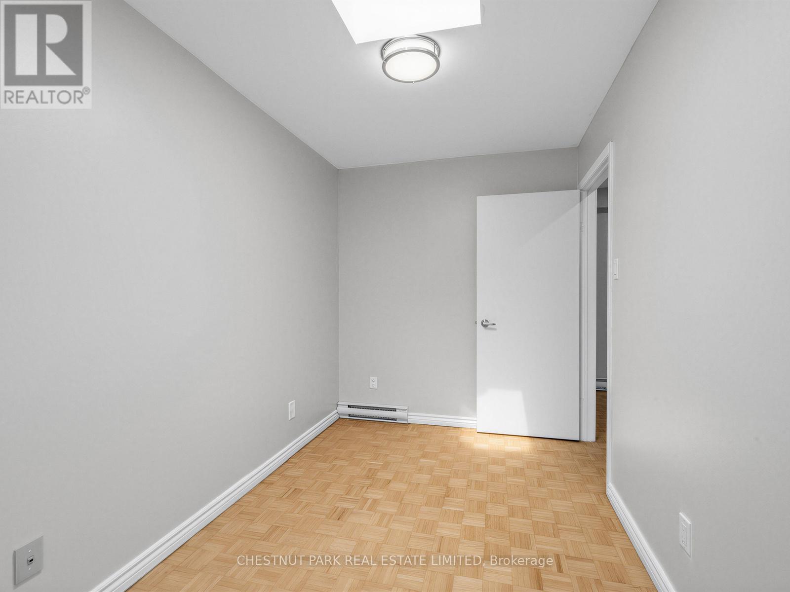 3 - 880 Broadview Avenue, Toronto (Playter Estates-Danforth), Ontario  M4K 2R1 - Photo 18 - E13490116