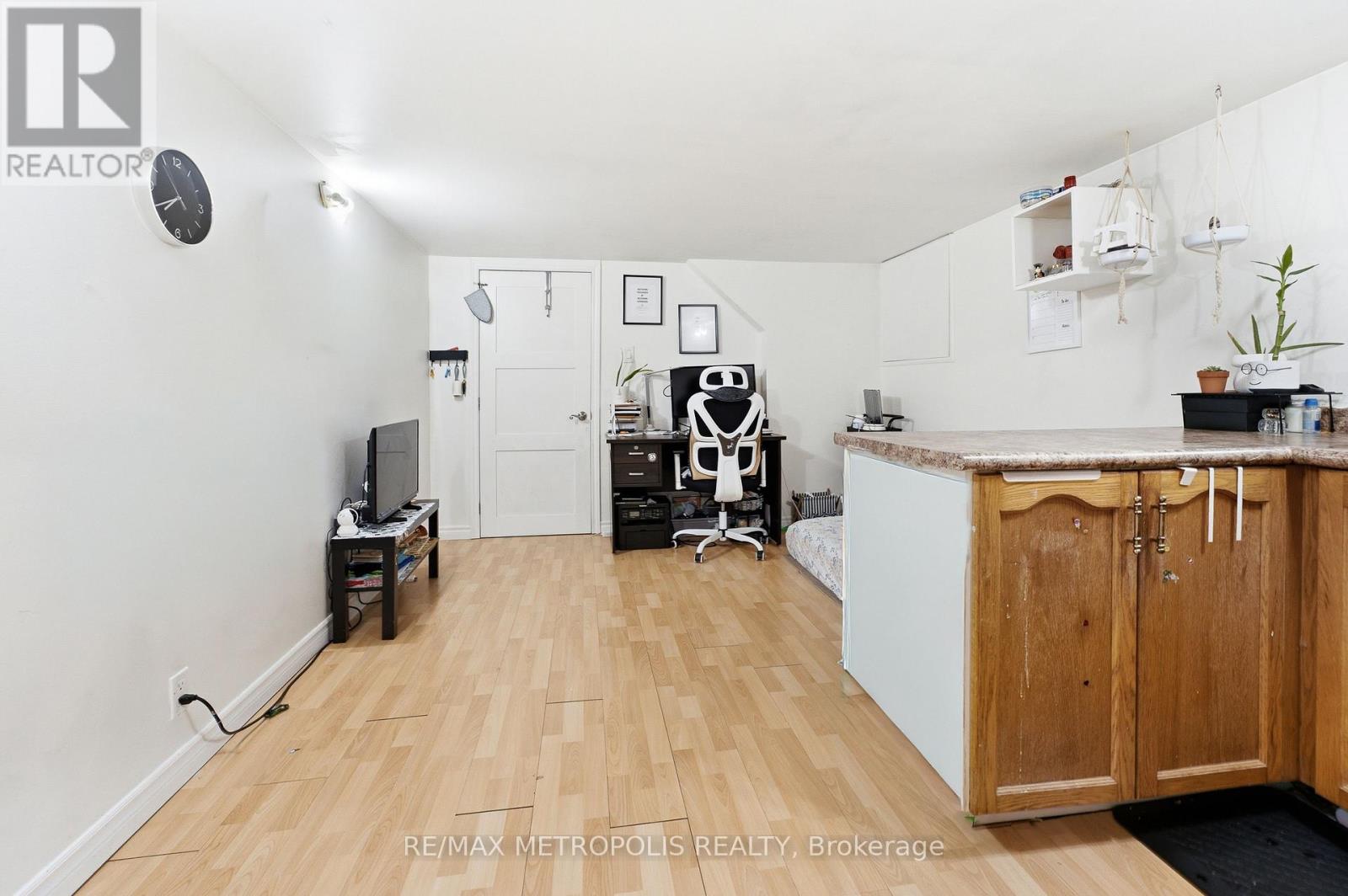 Bsmt - 312 Palmerston Avenue, Whitby, Ontario  L1N 3E9 - Photo 4 - E13490124