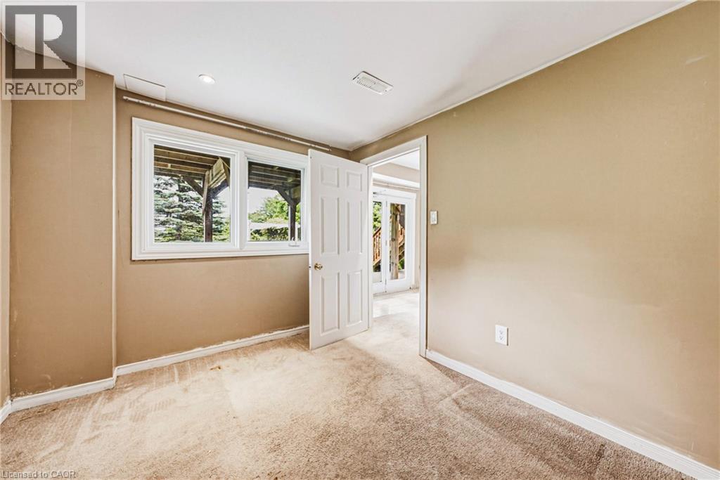 21 Moss Boulevard, Dundas, Ontario  L9H 6S3 - Photo 34 - 40842727