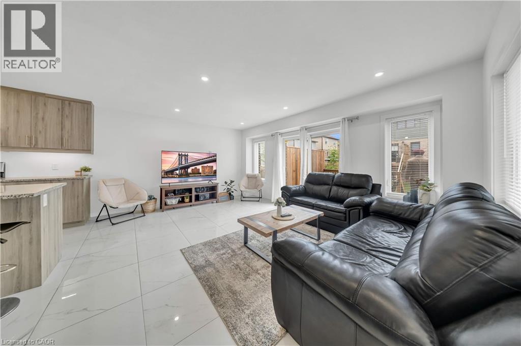 13 Pony Way, Kitchener, Ontario  N2R 0R8 - Photo 10 - 40842050