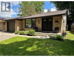 39 FORESTGATE Drive, Hamilton, Ontario