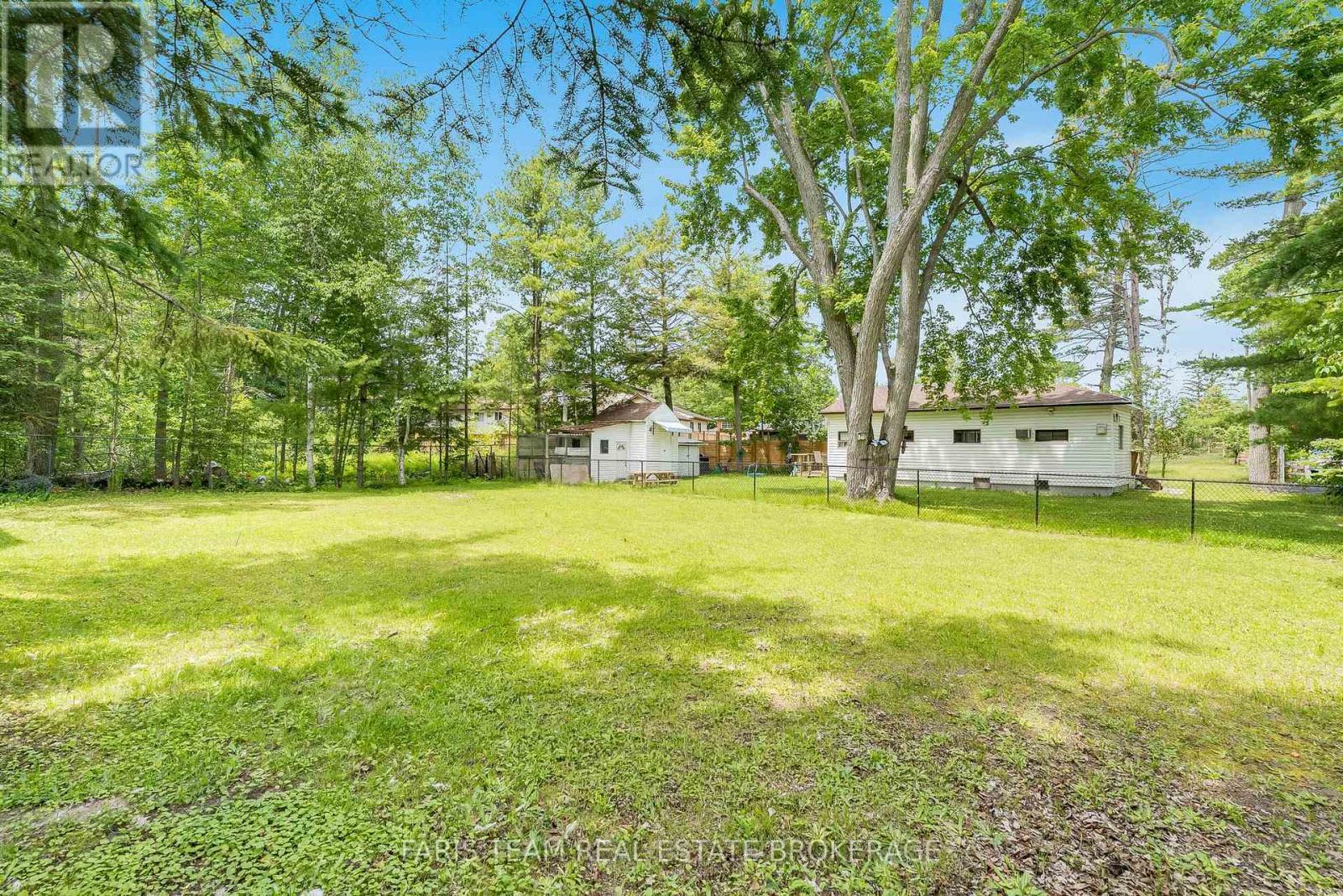 40 Nancy Street, Wasaga Beach, Ontario  L9Z 2K4 - Photo 4 - S13489982