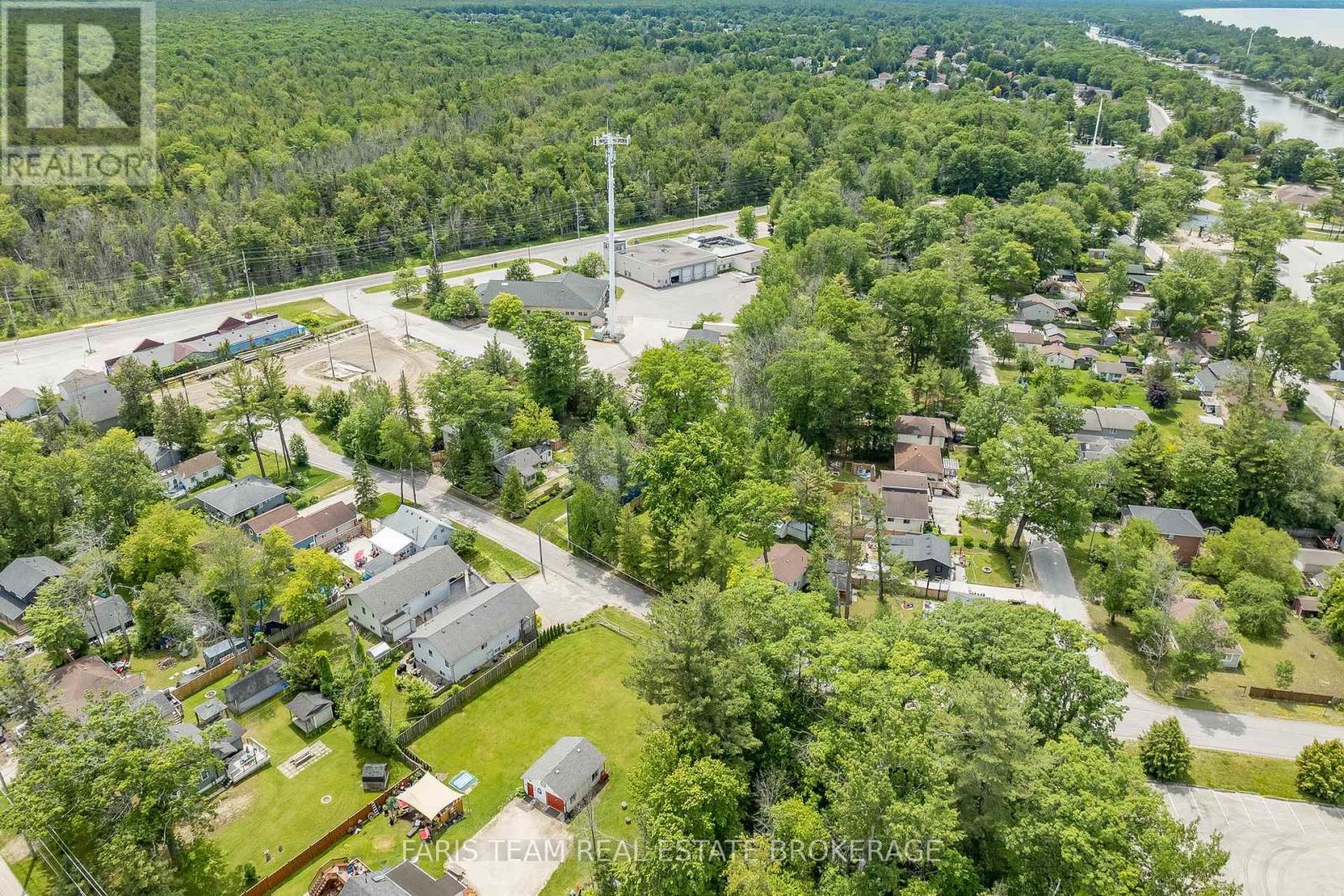 40 Nancy Street, Wasaga Beach, Ontario  L9Z 2K4 - Photo 8 - S13489982