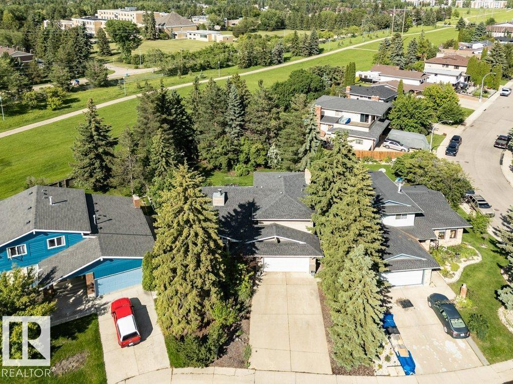 11742 29 AV NW, Edmonton, Alberta