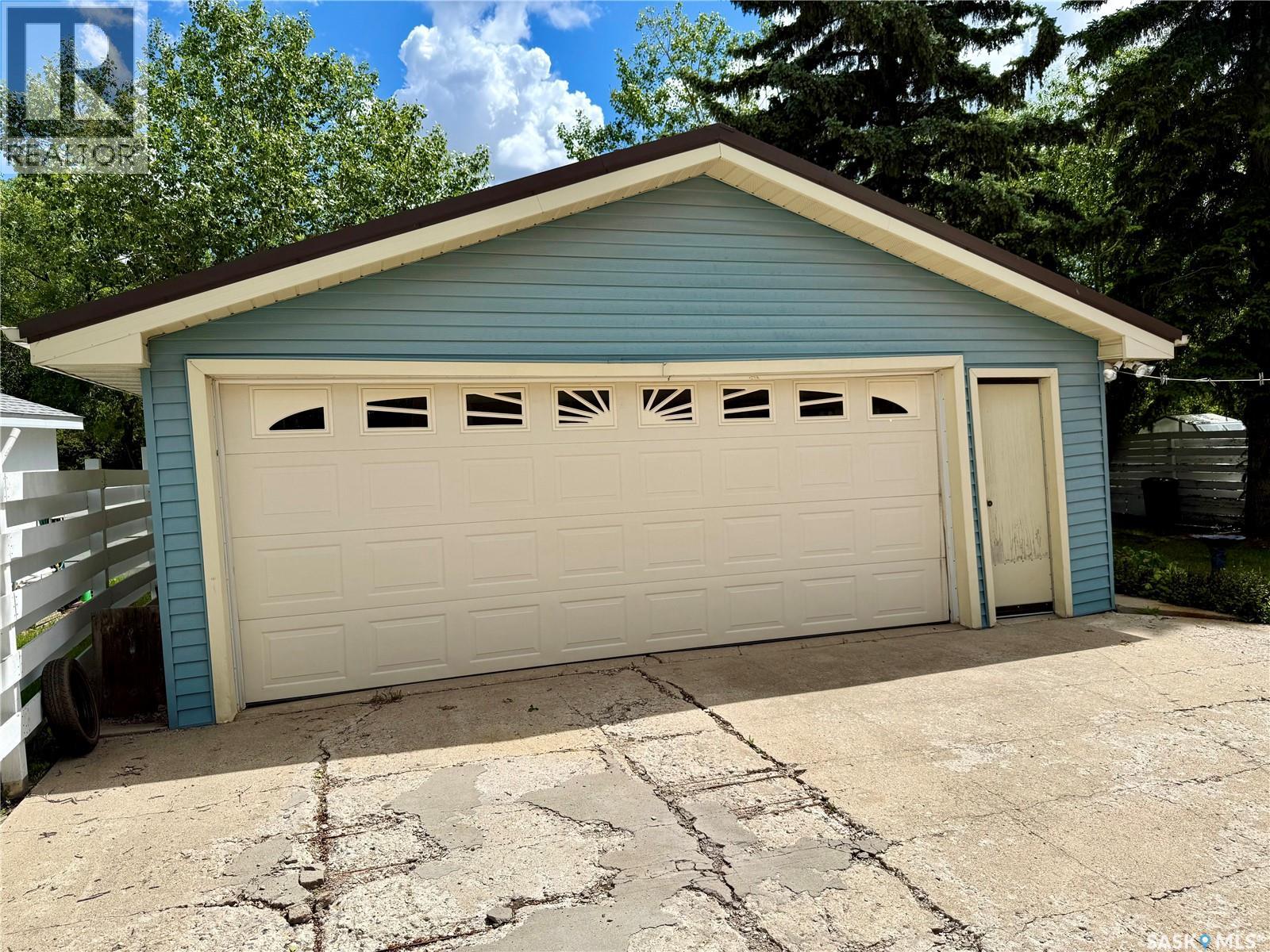 15 Fuhrmann Crescent, Regina, Saskatchewan  S4R 5S4 - Photo 32 - SK040708
