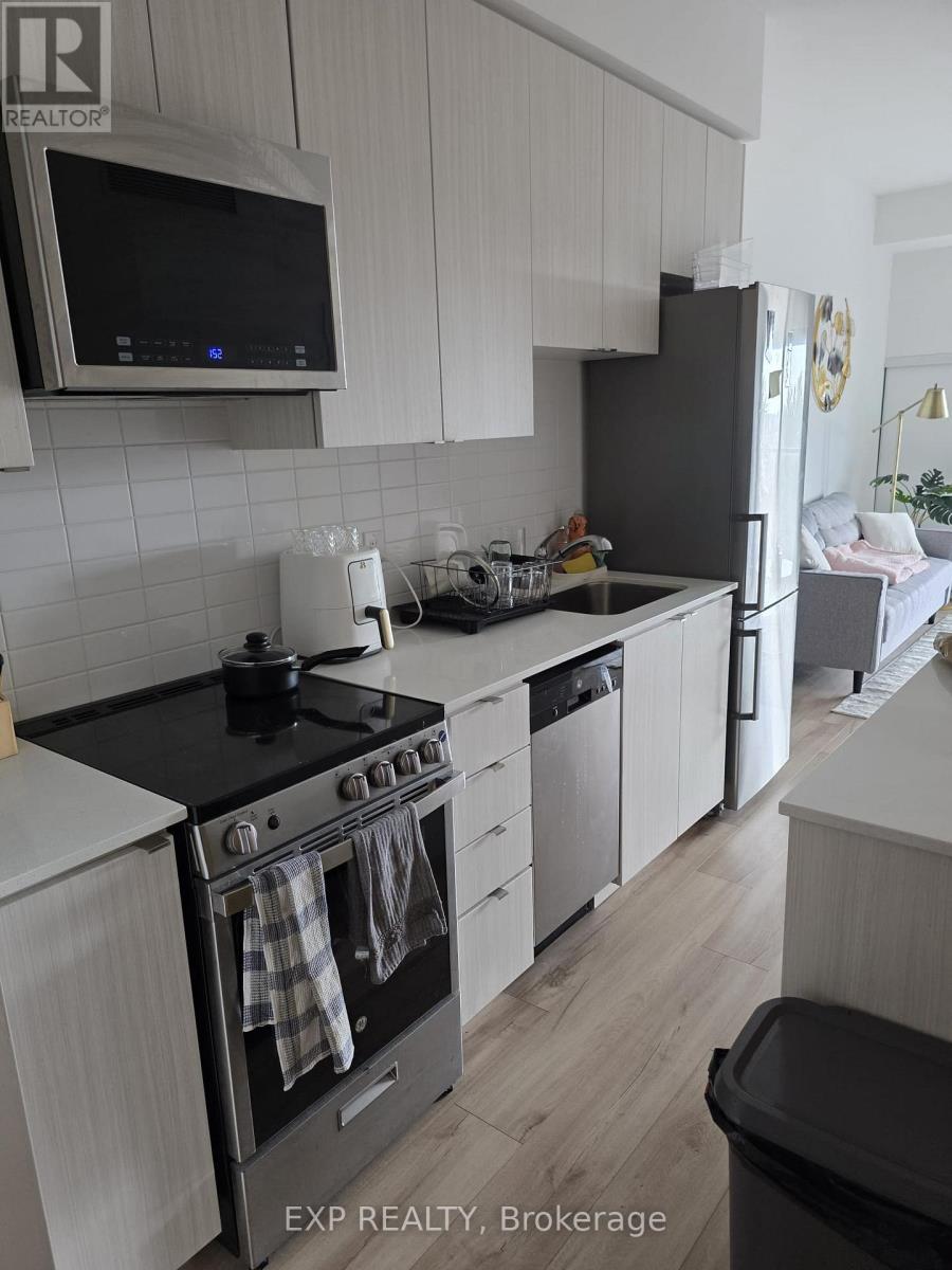 703 - 2433 Dufferin Street, Toronto, Ontario  M6E 0B4 - Photo 6 - W13489994