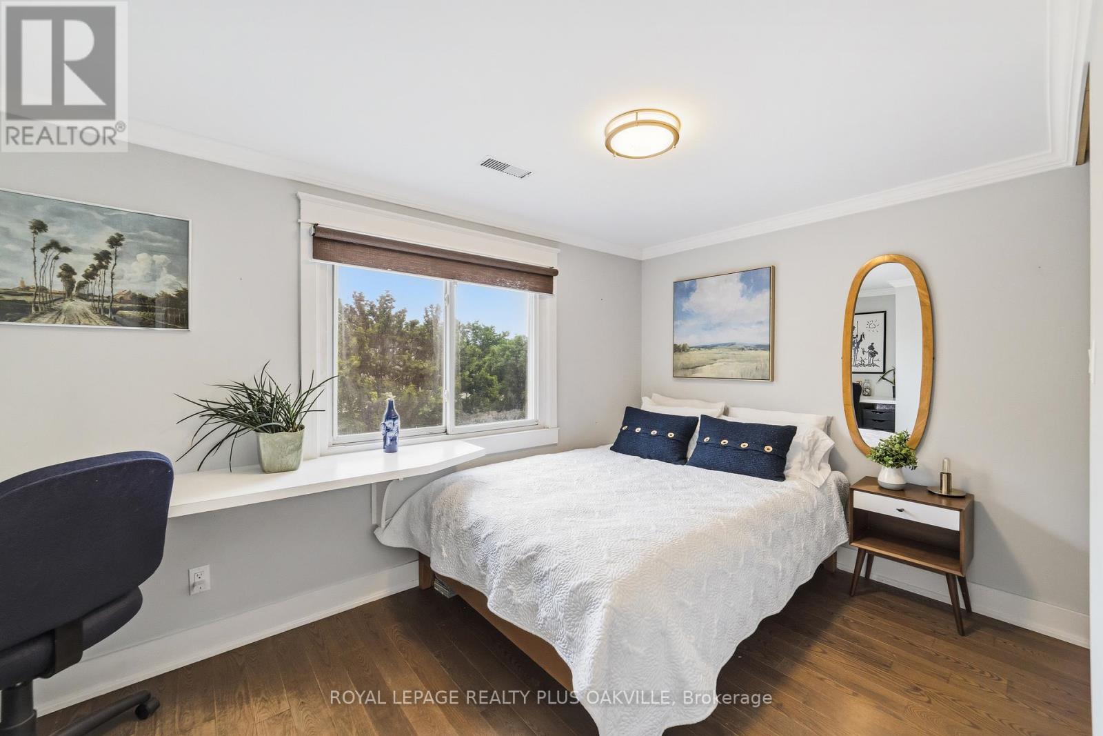 2073 Worthington Drive, Oakville, Ontario  L6L 1E2 - Photo 21 - W13490012