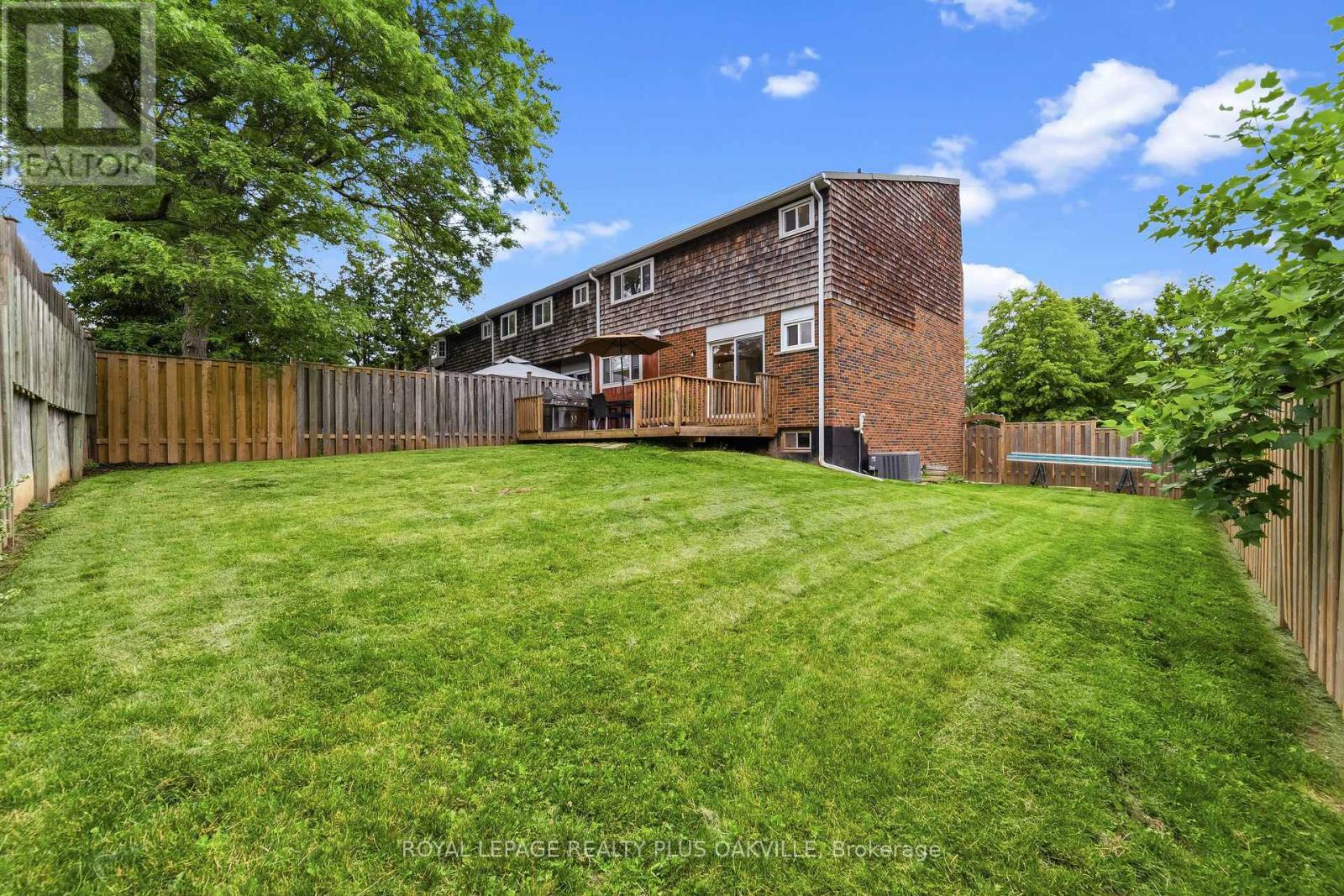 2073 Worthington Drive, Oakville, Ontario  L6L 1E2 - Photo 26 - W13490012