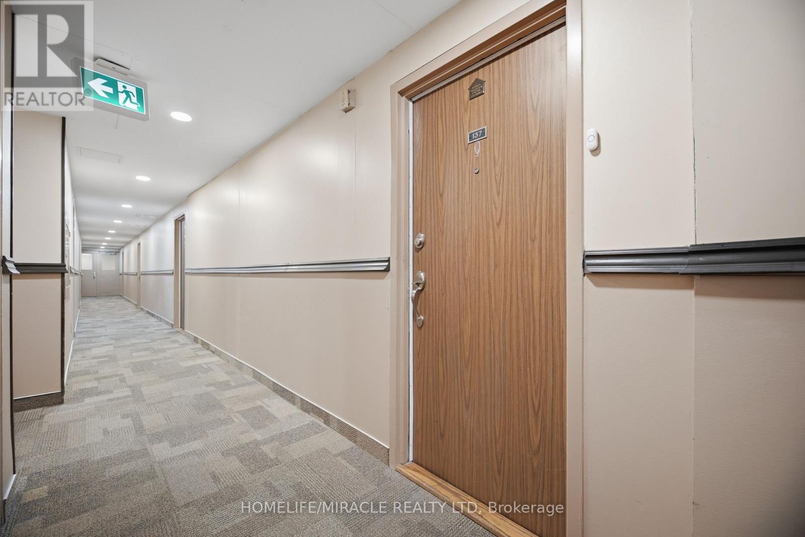 137 - 2095 Roche Court, Mississauga, Ontario  L5K 2C8 - Photo 6 - W13490036