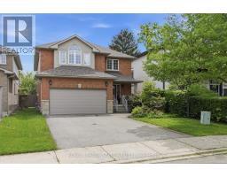 84 DUNCAIRN CRESCENT, Hamilton, Ontario