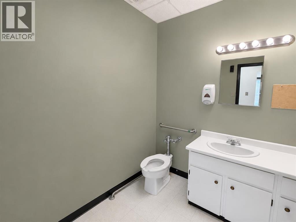 10946 89 Avenue, Grande Prairie, Alberta  T8V 4W4 - Photo 18 - A2318037