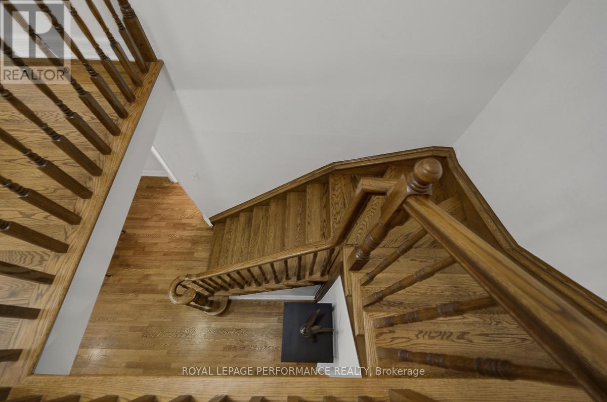 1595 Champneuf Drive, Ottawa, Ontario  K1C 6B6 - Photo 22 - X13490156