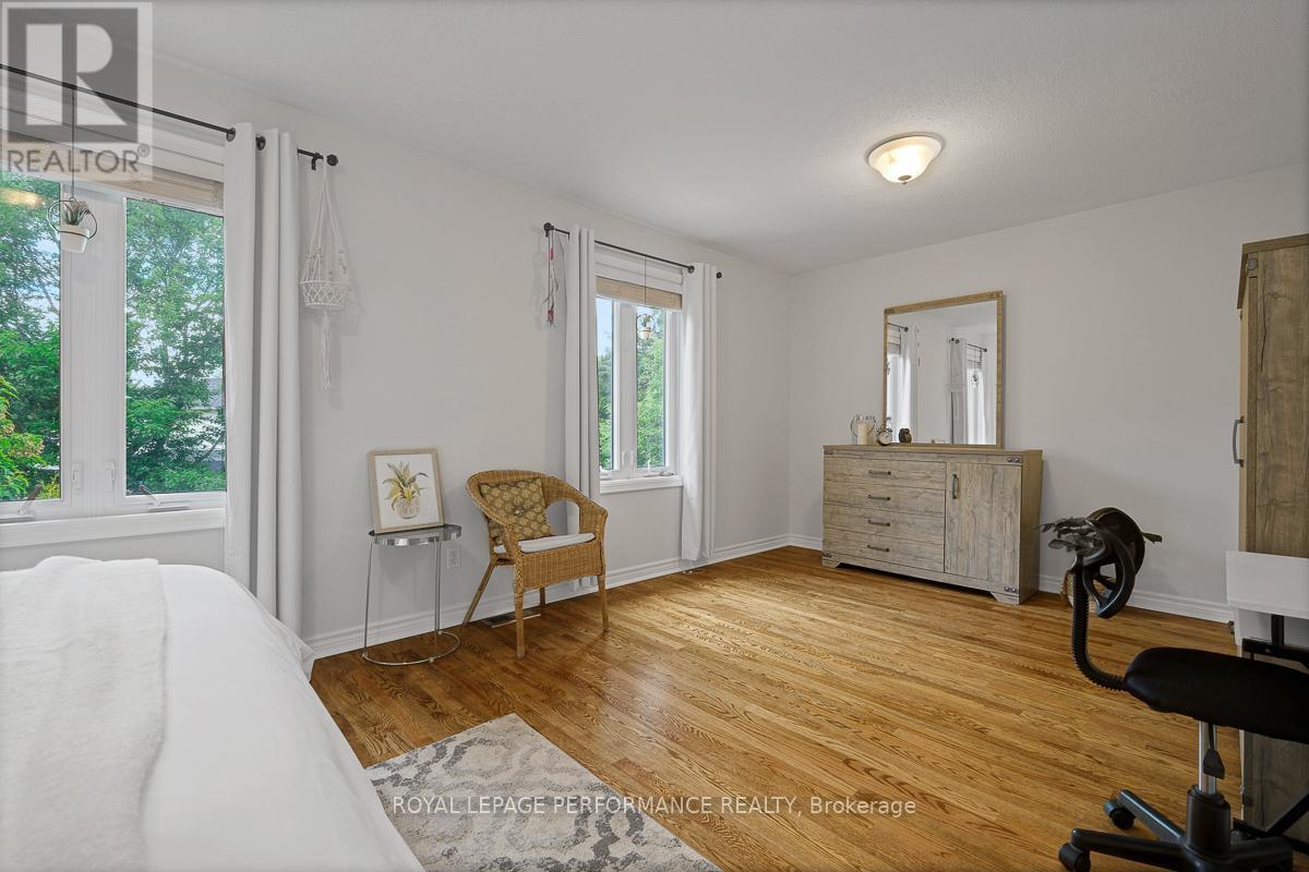 1595 Champneuf Drive, Ottawa, Ontario  K1C 6B6 - Photo 26 - X13490156