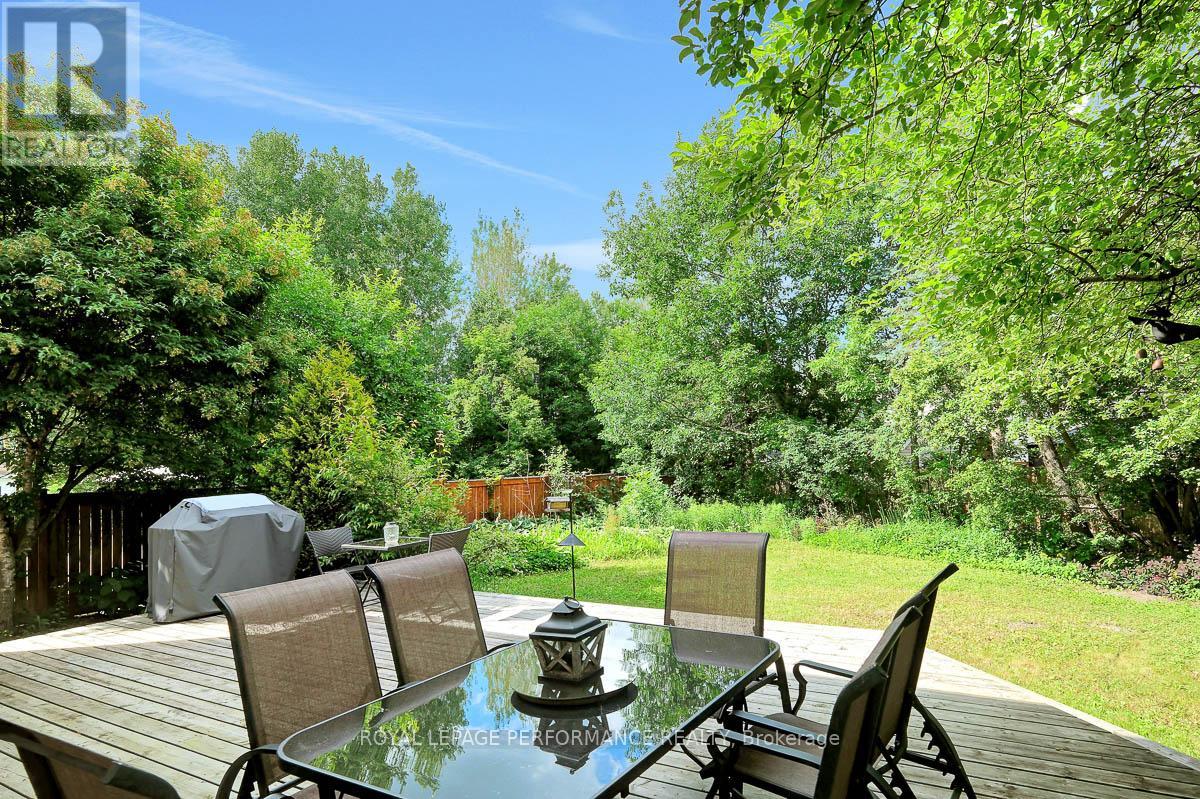 1595 Champneuf Drive, Ottawa, Ontario  K1C 6B6 - Photo 41 - X13490156
