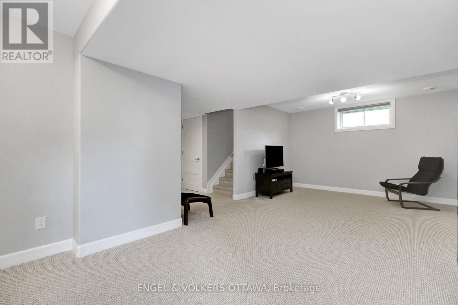 325 Moonlight Drive, Russell, Ontario  K4R 0L1 - Photo 40 - X13490254