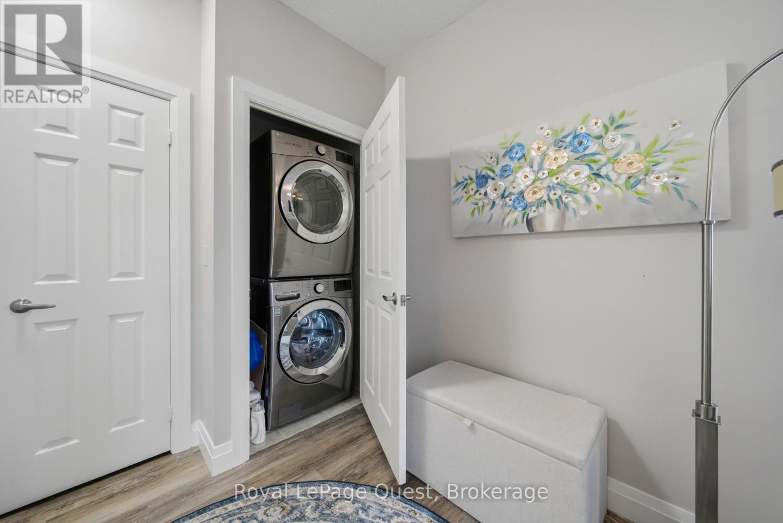 203 - 354 Atherley Road, Orillia, Ontario  L3V 6H6 - Photo 3 - S13482402