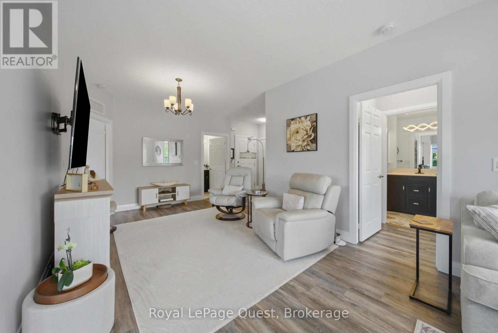 203 - 354 Atherley Road, Orillia, Ontario  L3V 6H6 - Photo 9 - S13482402