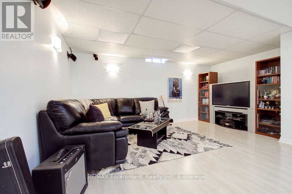 5386 Landsborough Avenue, Mississauga, Ontario  L5R 3X2 - Photo 39 - W13490378