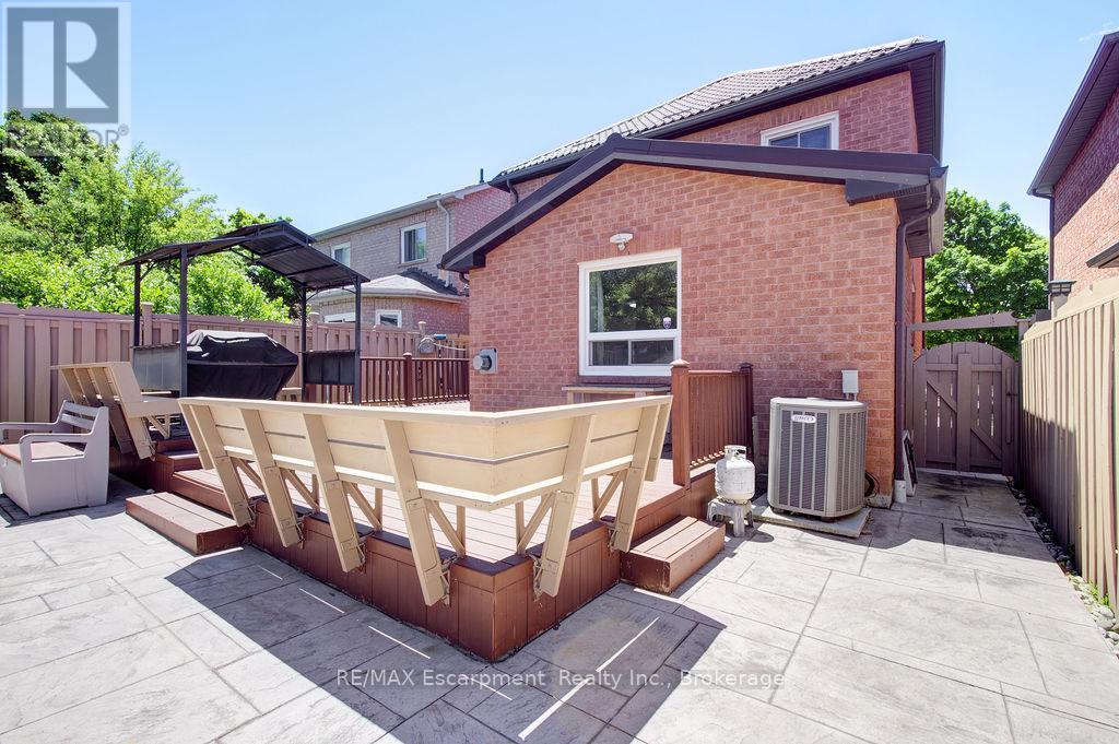 5386 Landsborough Avenue, Mississauga, Ontario  L5R 3X2 - Photo 47 - W13490378