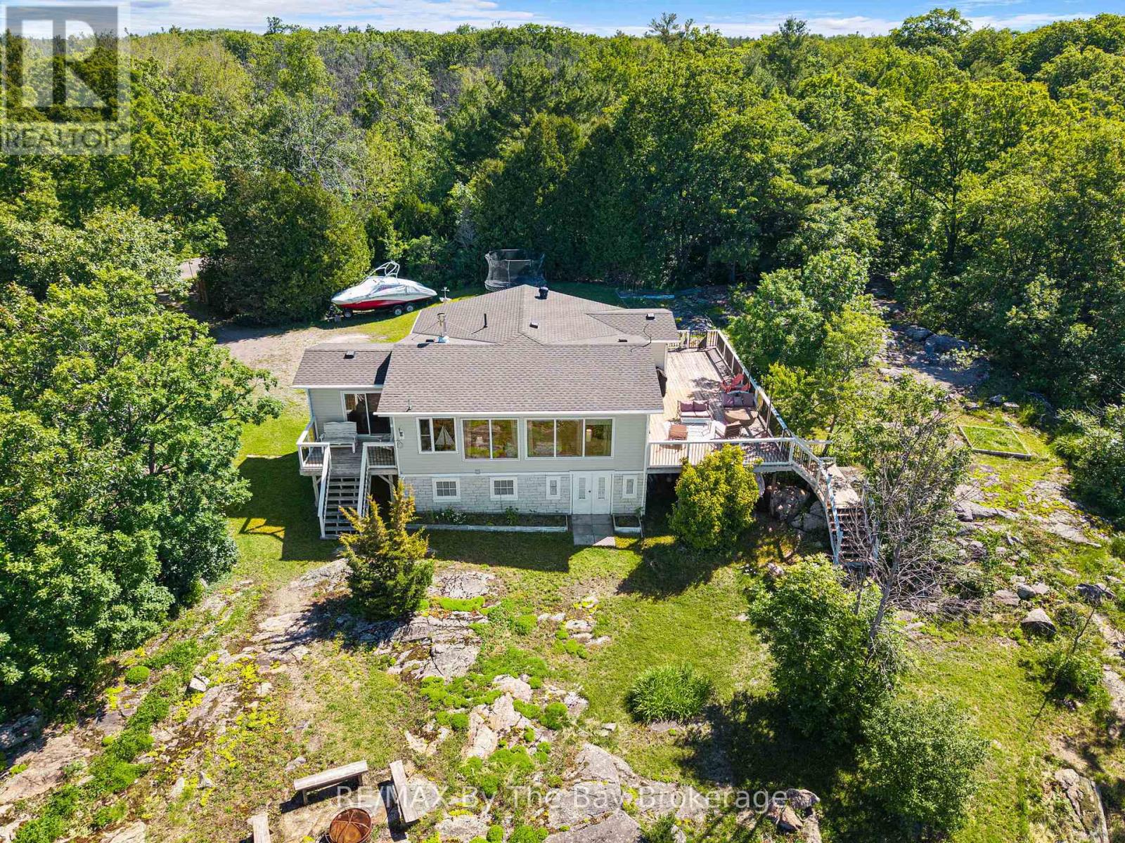 151 Macey Bay Road, Georgian Bay (Baxter), Ontario  L0K 1S0 - Photo 10 - X13490372