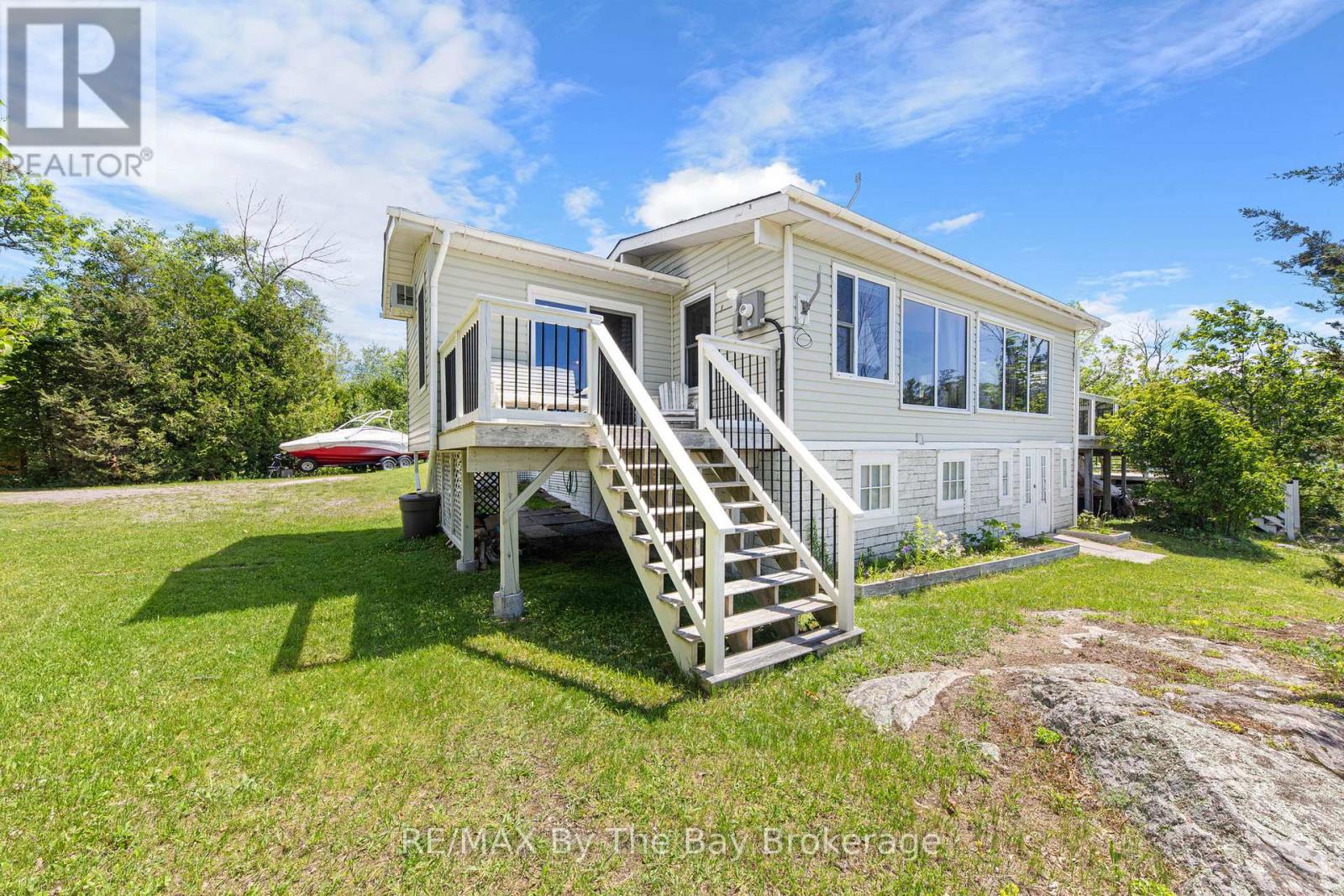 151 Macey Bay Road, Georgian Bay (Baxter), Ontario  L0K 1S0 - Photo 14 - X13490372