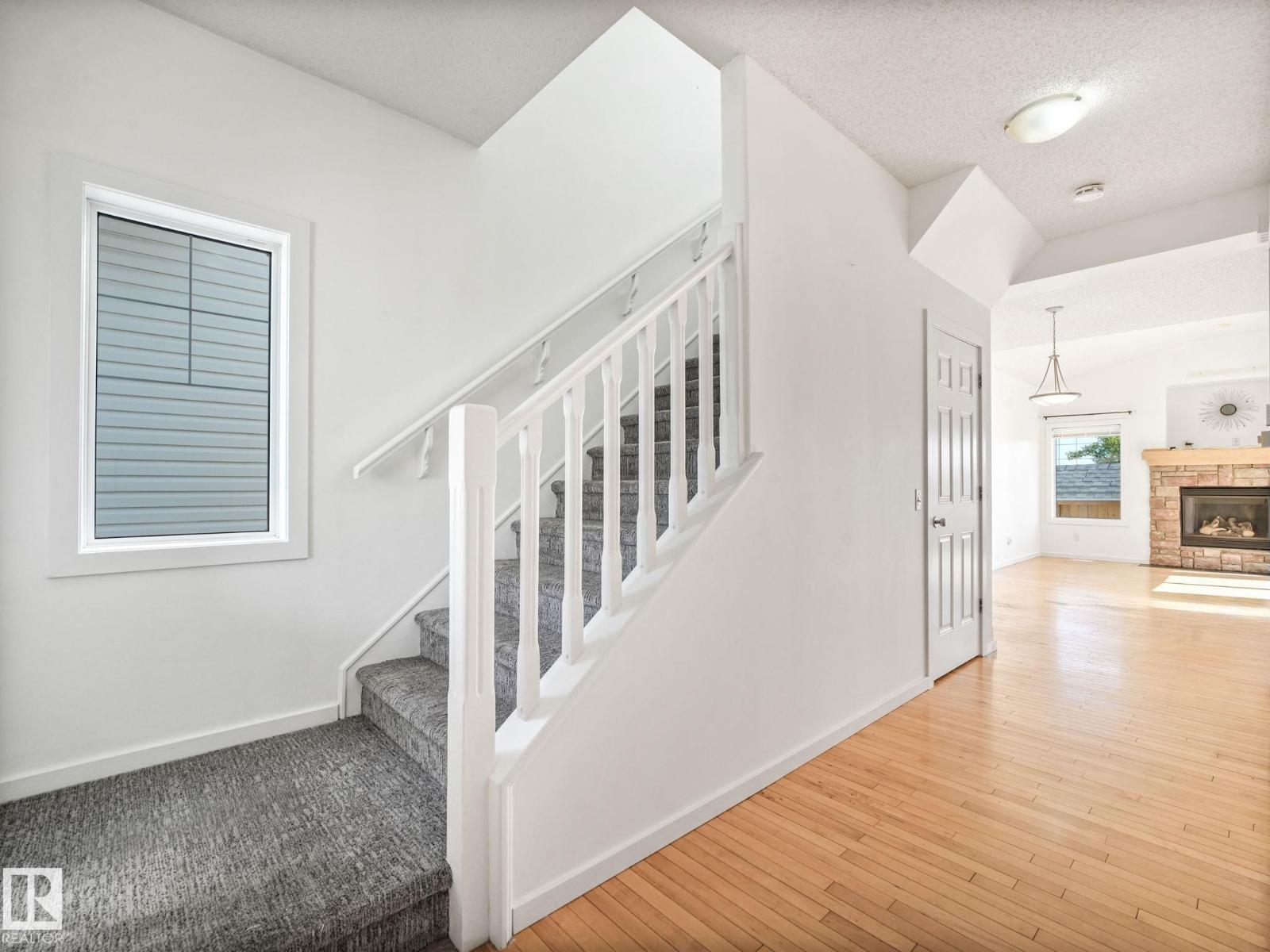 3147 Trelle Lo NW, Edmonton, Alberta  T6R 0A2 - Photo 5 - E4495660