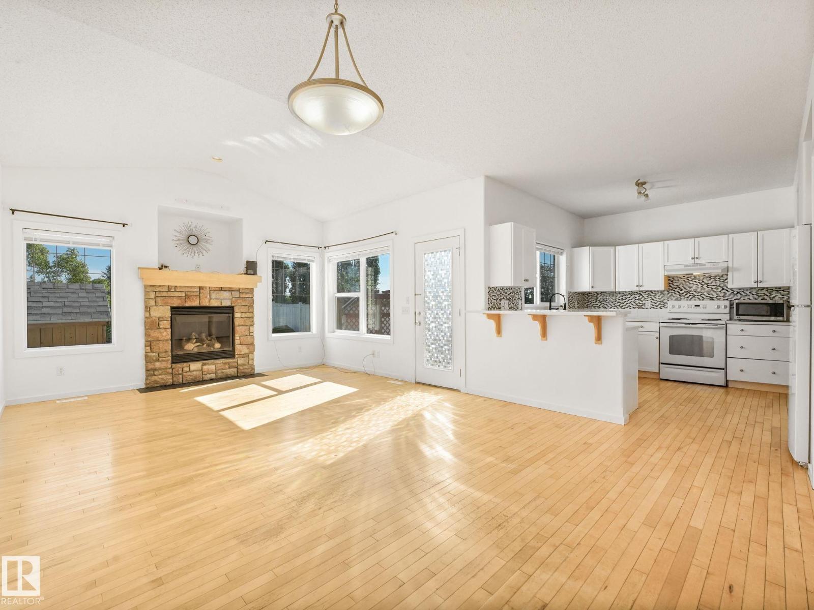 3147 Trelle Lo NW, Edmonton, Alberta  T6R 0A2 - Photo 8 - E4495660