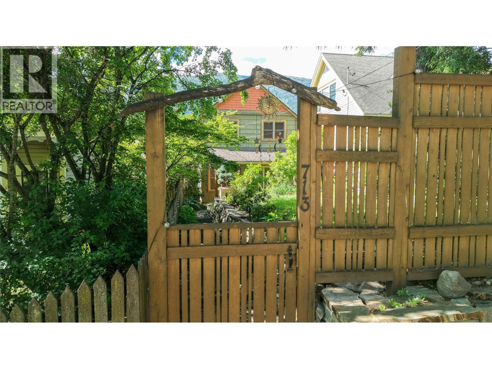 Listing image 42