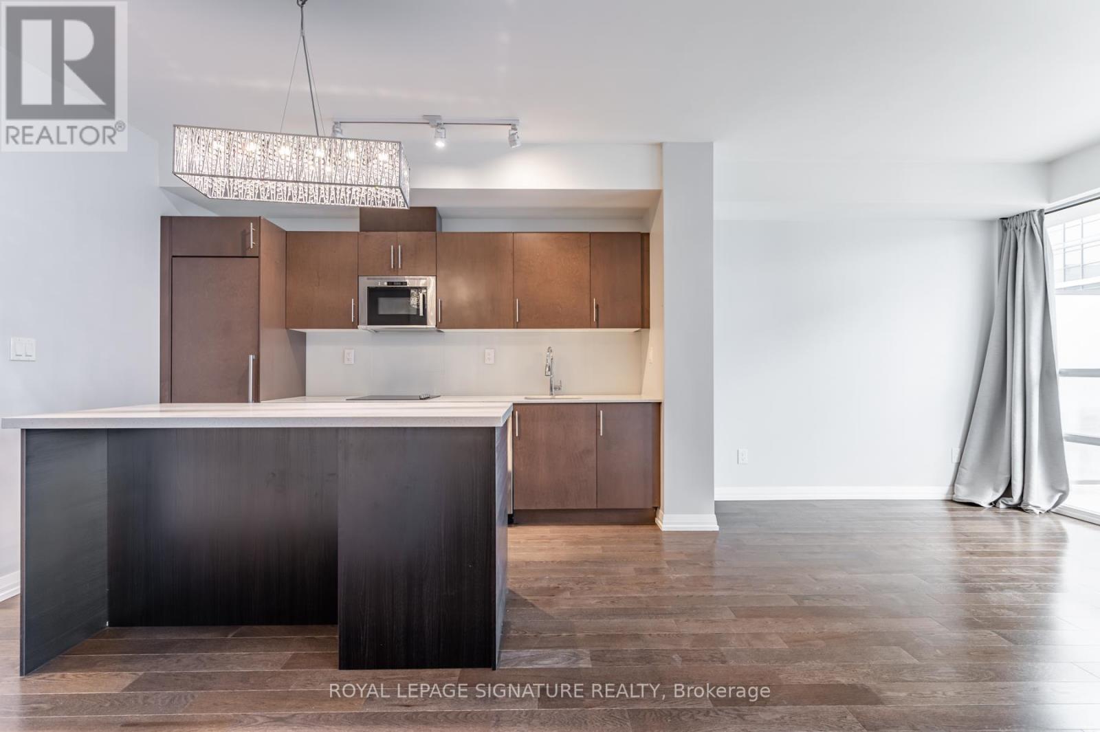 1802 - 460 Adelaide Street E, Toronto, Ontario  M5A 1N5 - Photo 2 - C13490148