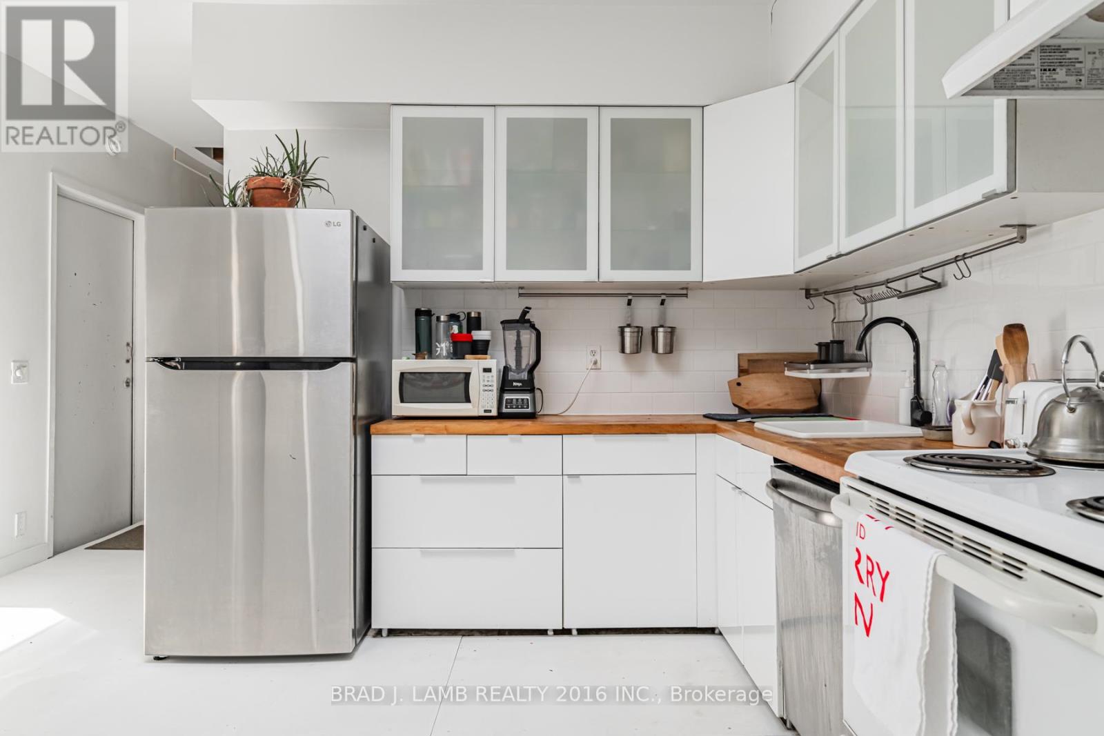 1 - 1457 Dundas Street W, Toronto, Ontario  M6J 1Y7 - Photo 14 - C13490180