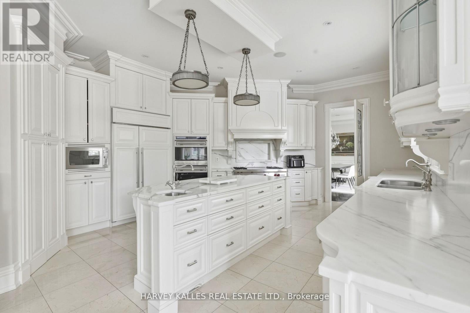11 Doon Road, Toronto, Ontario  M2L 1M1 - Photo 15 - C13490188