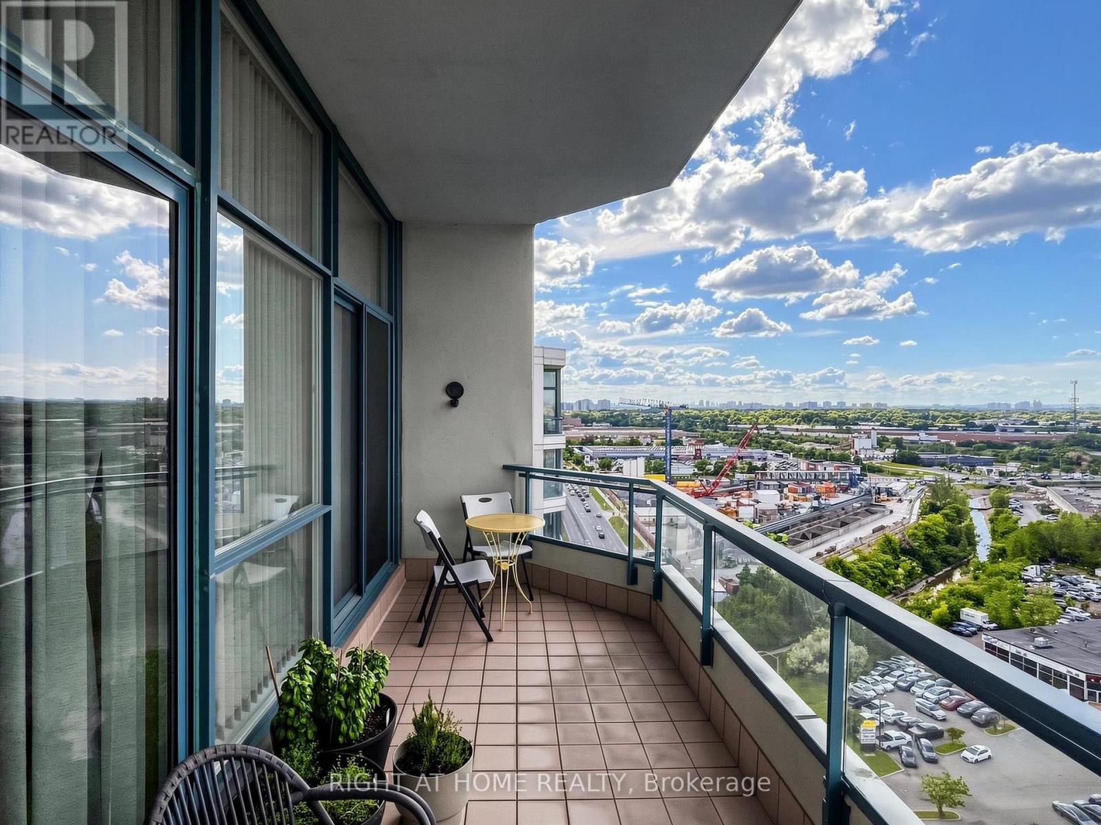 Ph6 - 4725 Sheppard Avenue E, Toronto, Ontario  M1S 5B2 - Photo 36 - E13490300