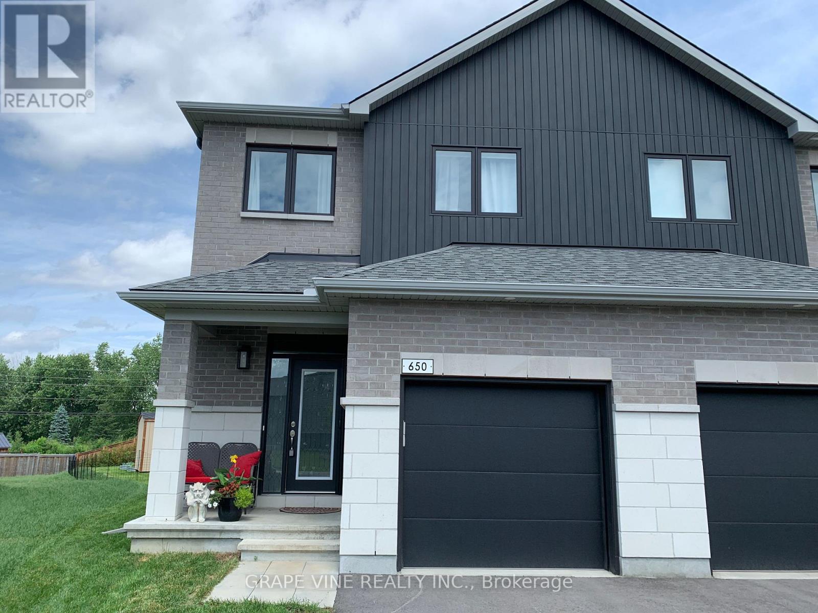 650 Fisher Street, North Grenville, Ontario  K0G 1J0 - Photo 2 - X13431814