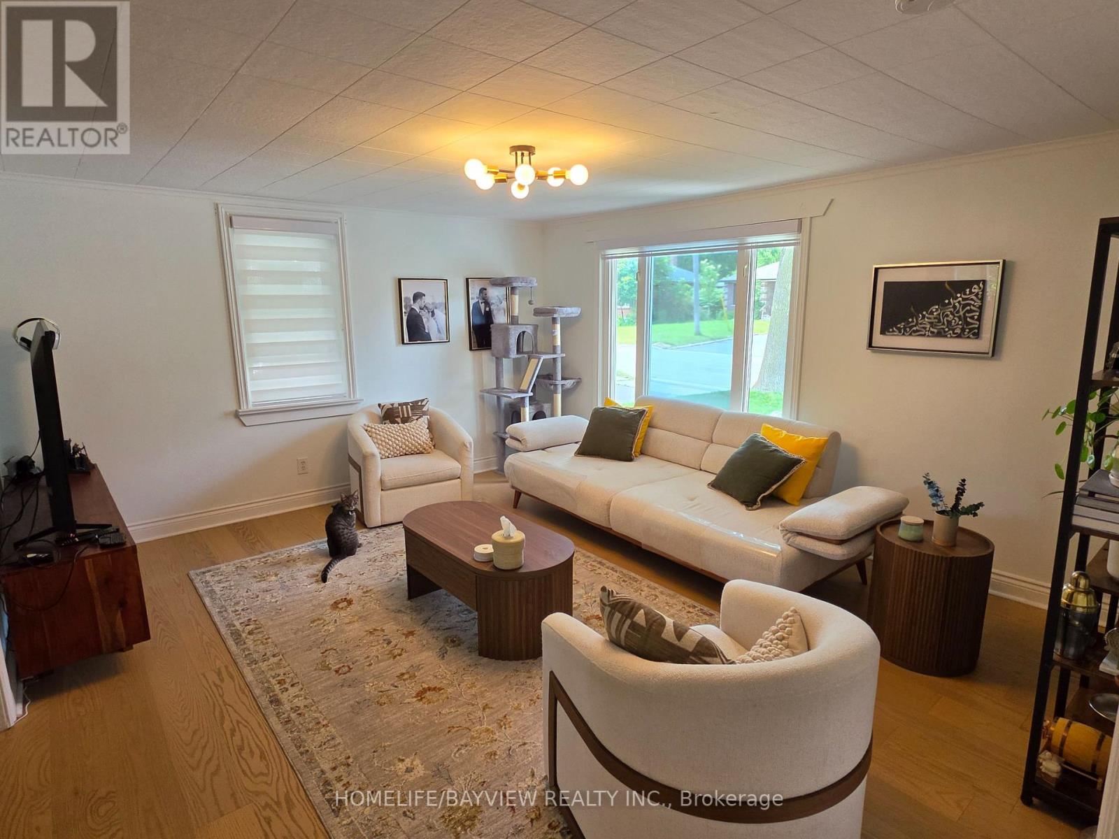 81 Denne Boulevard, Newmarket, Ontario  L3Y 4H5 - Photo 2 - N13490290
