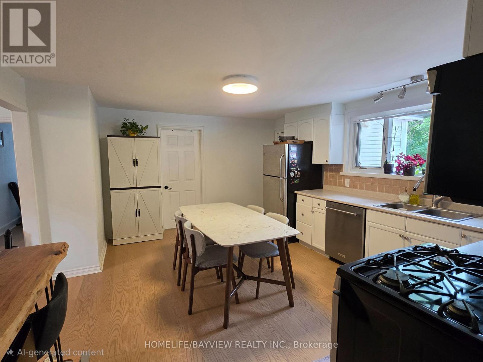 81 Denne Boulevard, Newmarket, Ontario  L3Y 4H5 - Photo 6 - N13490290