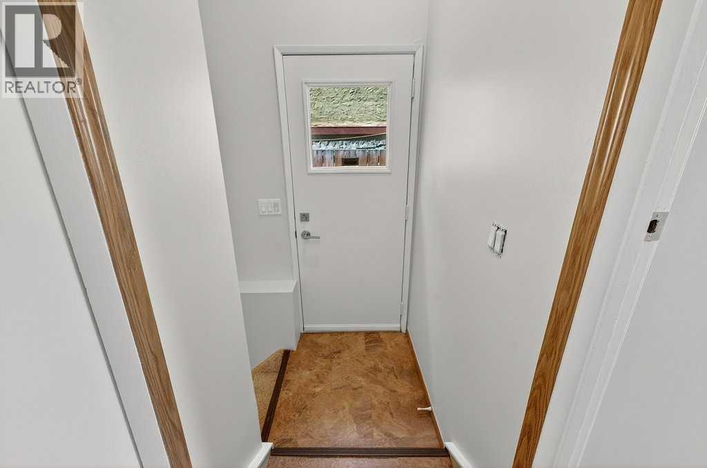 3304 Temple Way Ne, Calgary, Alberta  T1Y 3V6 - Photo 17 - A2318025