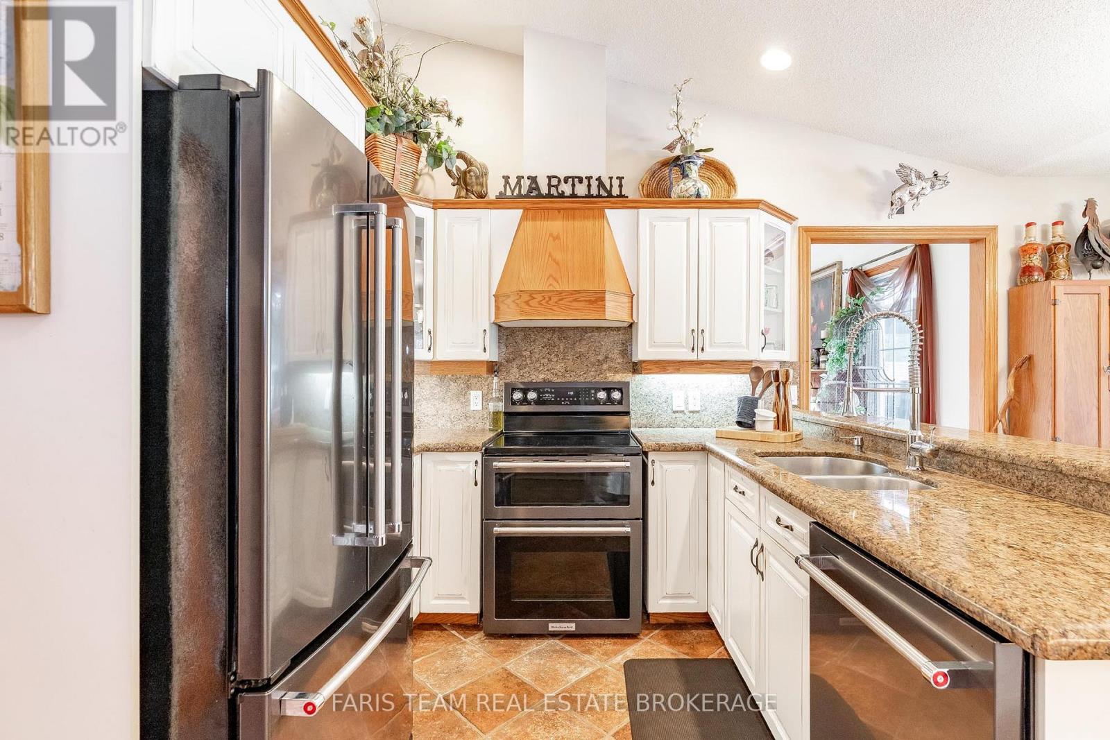 34 Concession Road 8 E, Tiny, Ontario  L0L 2J0 - Photo 8 - S13490314