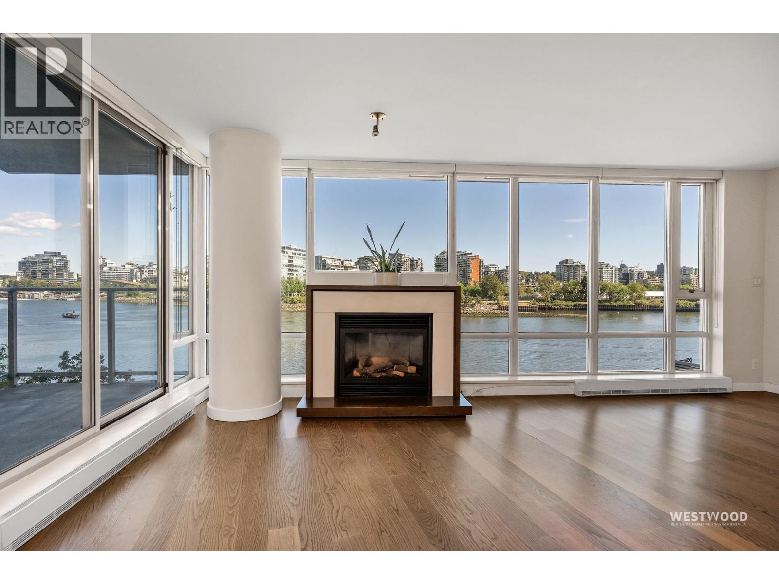 501 8 Smithe Mews, Vancouver, British Columbia  V6B 0A5 - Photo 7 - R3138562