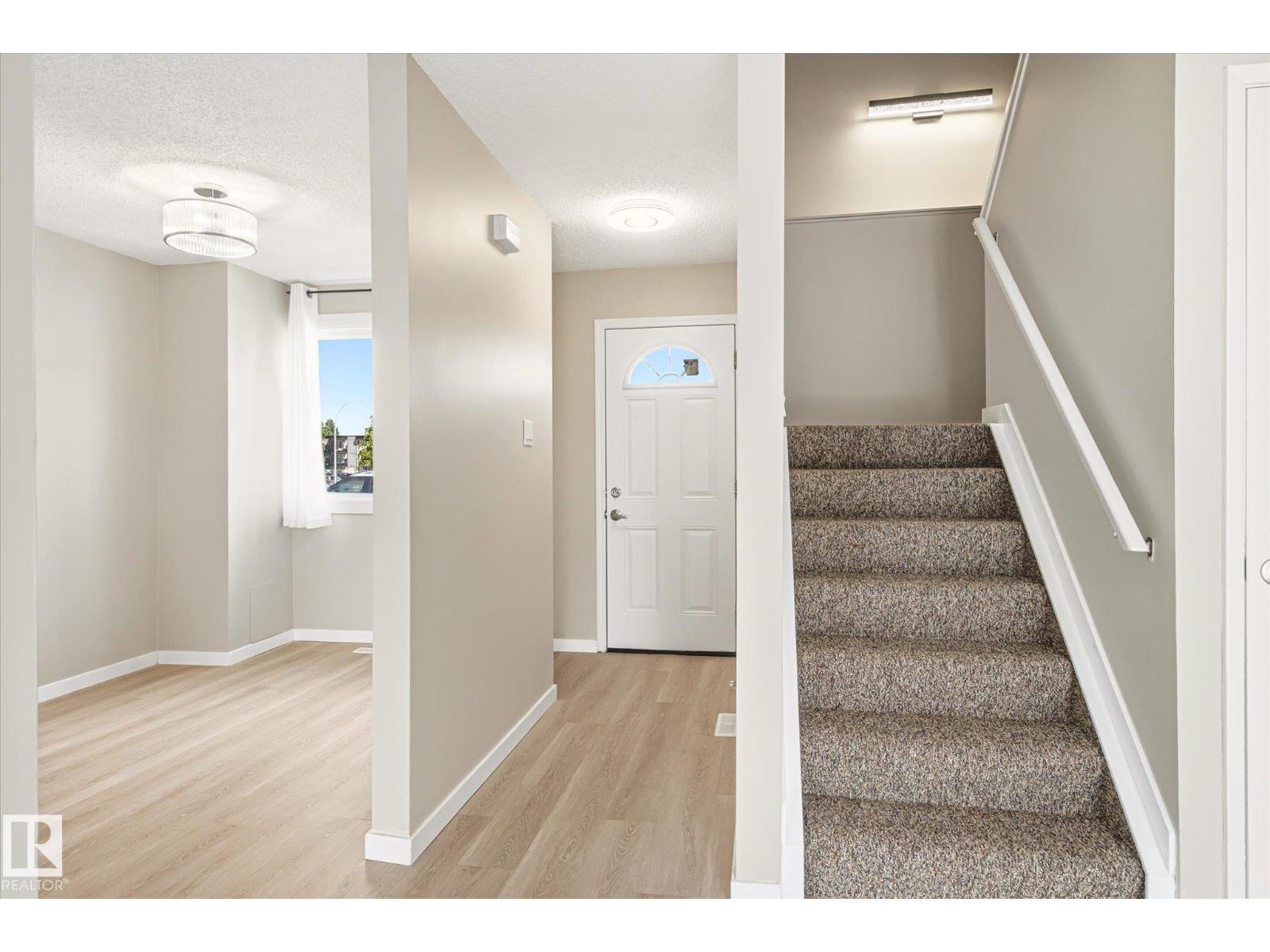 186 Cornell Ct NW, Edmonton, Alberta  T5C 3C3 - Photo 12 - E4495672
