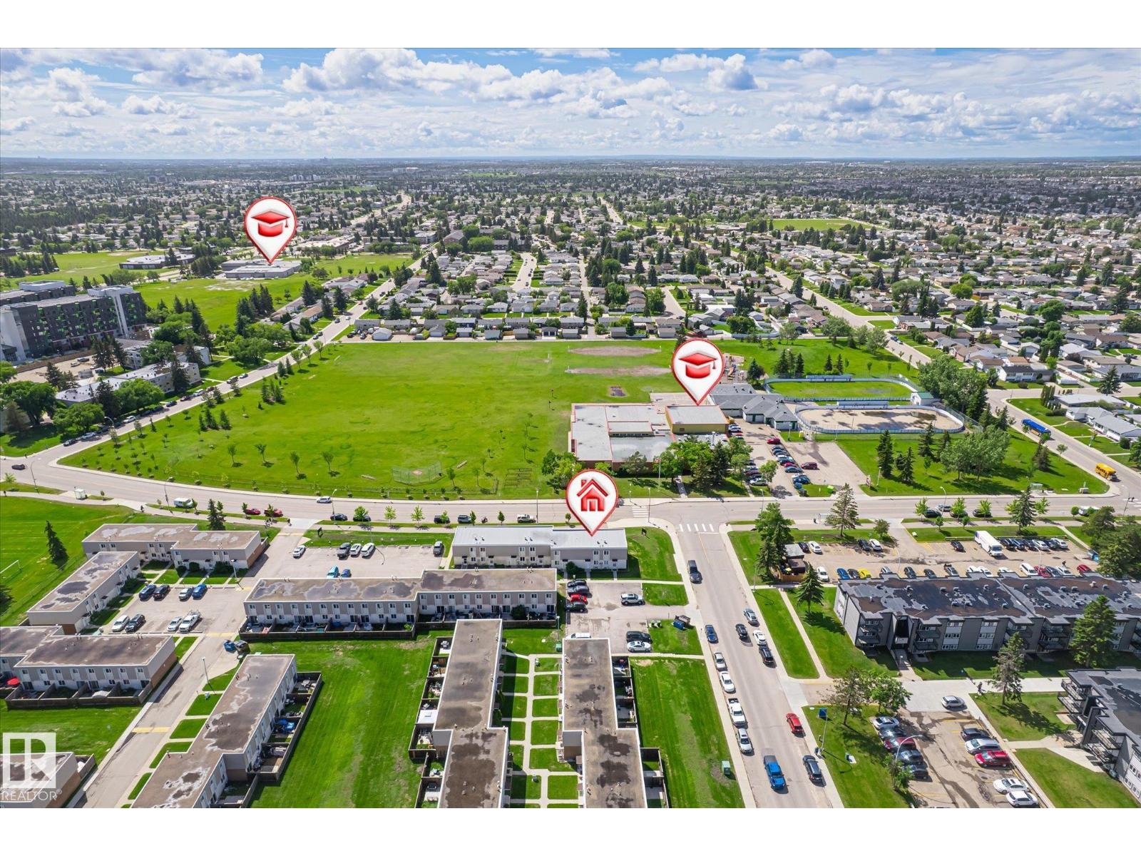 186 Cornell Ct NW, Edmonton, Alberta  T5C 3C3 - Photo 2 - E4495672