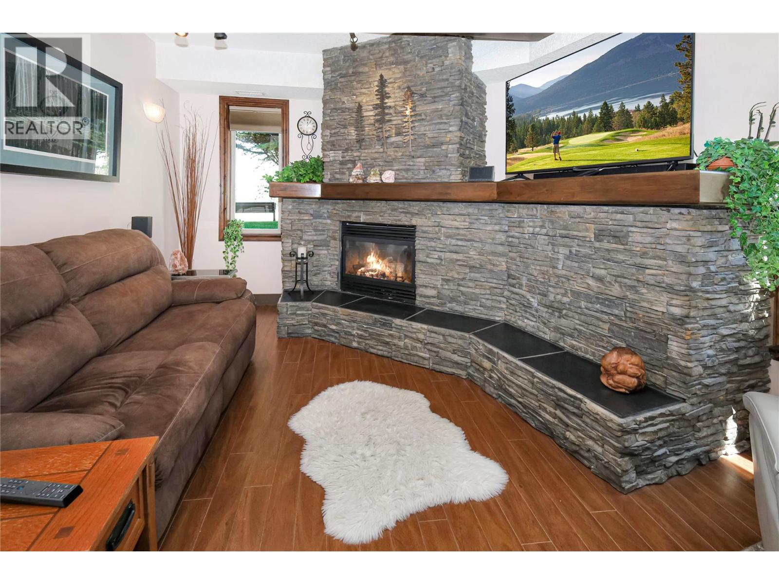 7495 Columbia Avenue Unit# 1106, Radium Hot Springs, British Columbia  V0A 1M0 - Photo 12 - 10392392