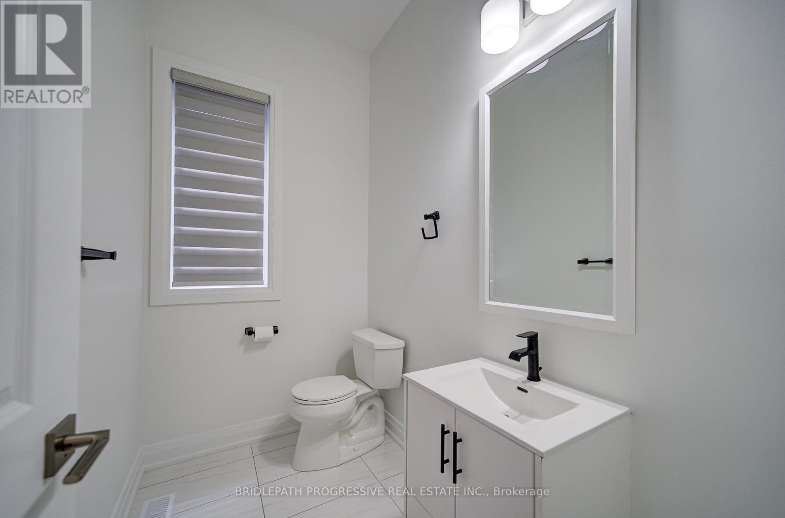 4042 Phoenix Way, Oakville, Ontario  L6H 3R1 - Photo 19 - W13490146