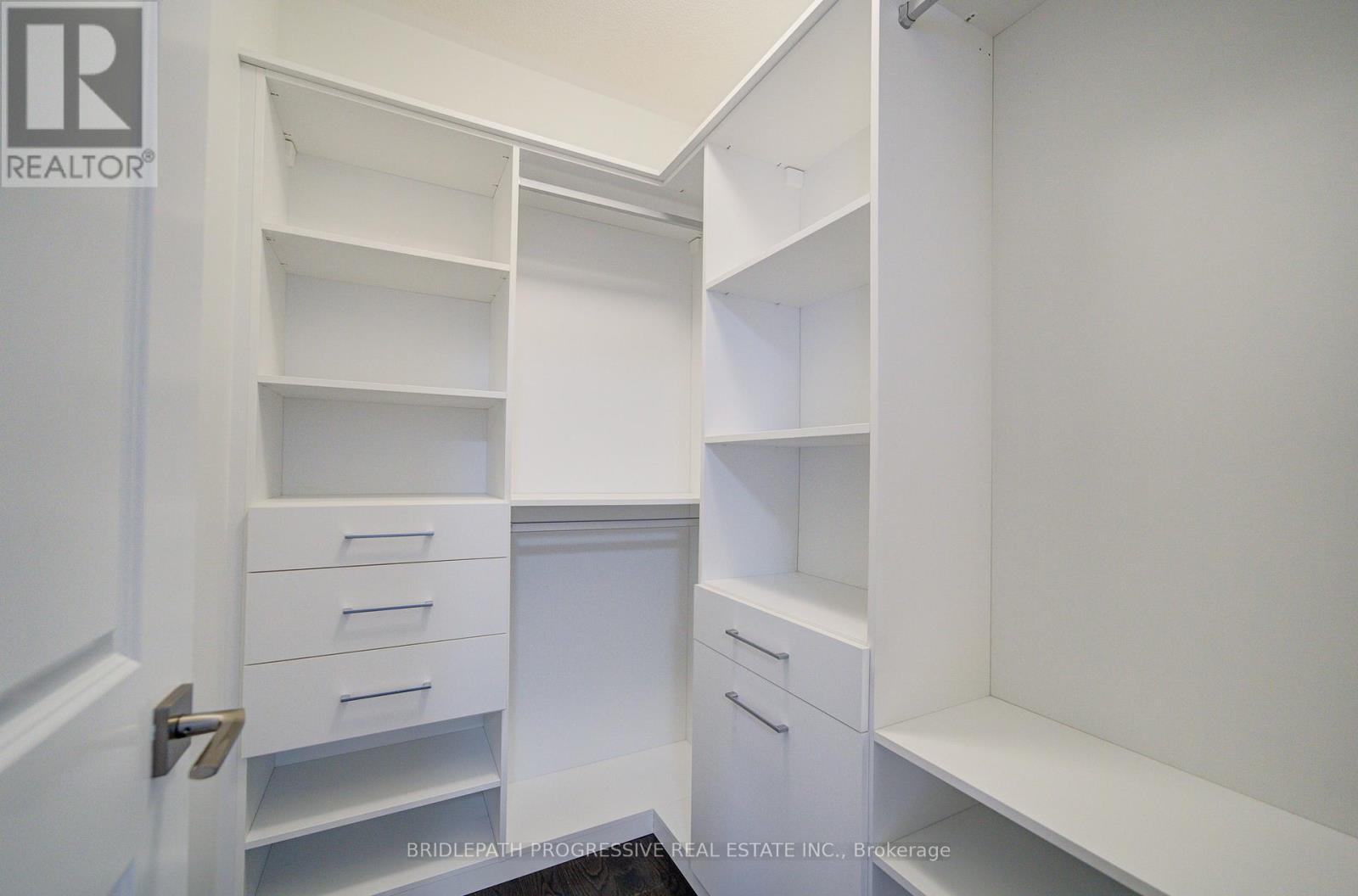 4042 Phoenix Way, Oakville, Ontario  L6H 3R1 - Photo 24 - W13490146