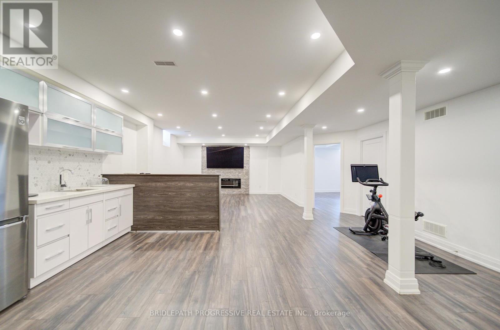 4042 Phoenix Way, Oakville, Ontario  L6H 3R1 - Photo 41 - W13490146